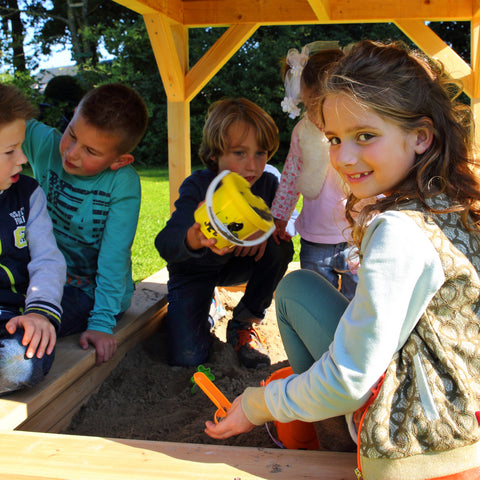 Image of AXI Sarah Playhouse Bruin/Groen incl groene glijbaan