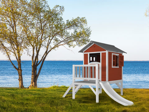 Image of AXI Lodge XL Playhouse Scandinavisch rood inclusief witte glijbaan