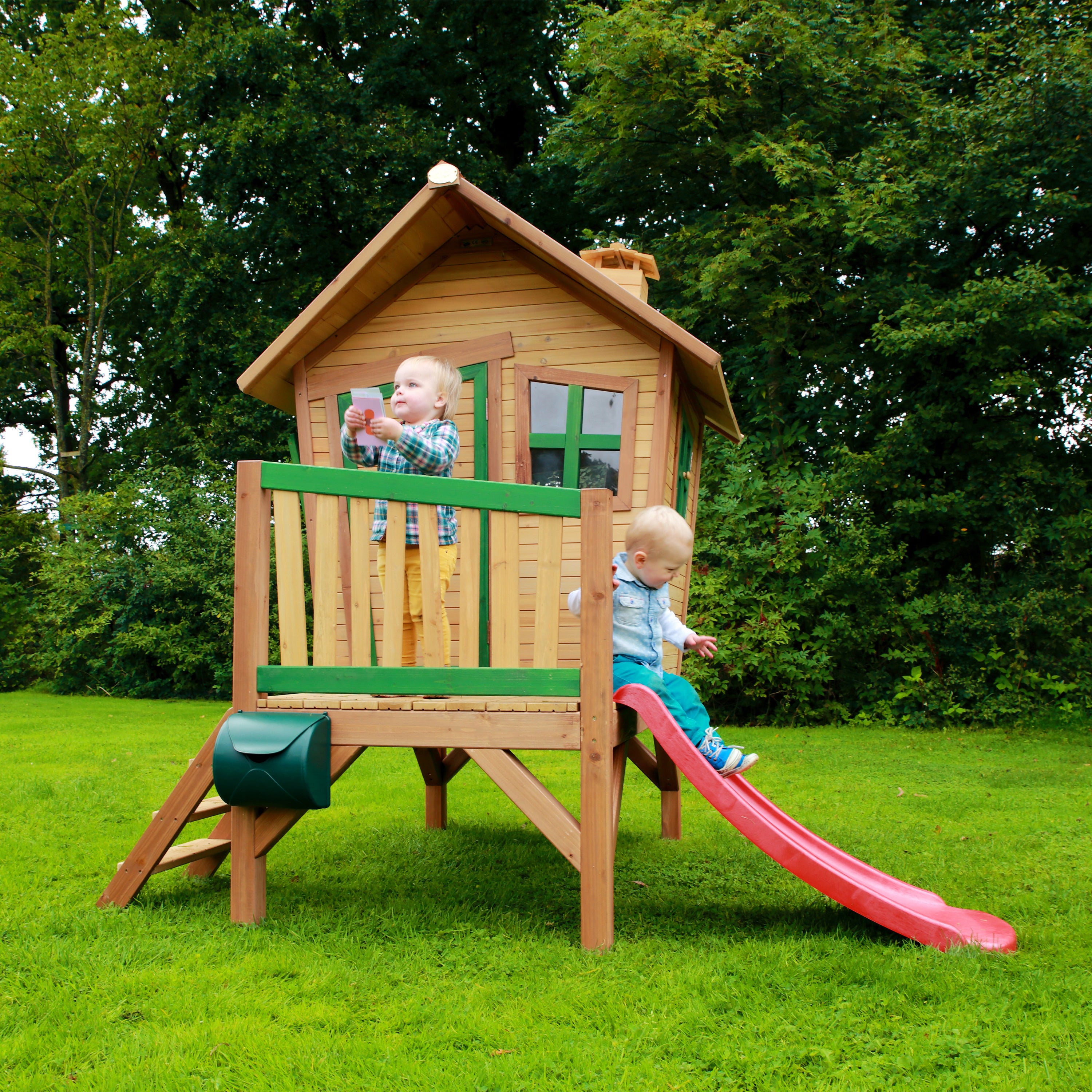 AXI Robin Playhouse Bruin/groen incl rode glijbaan