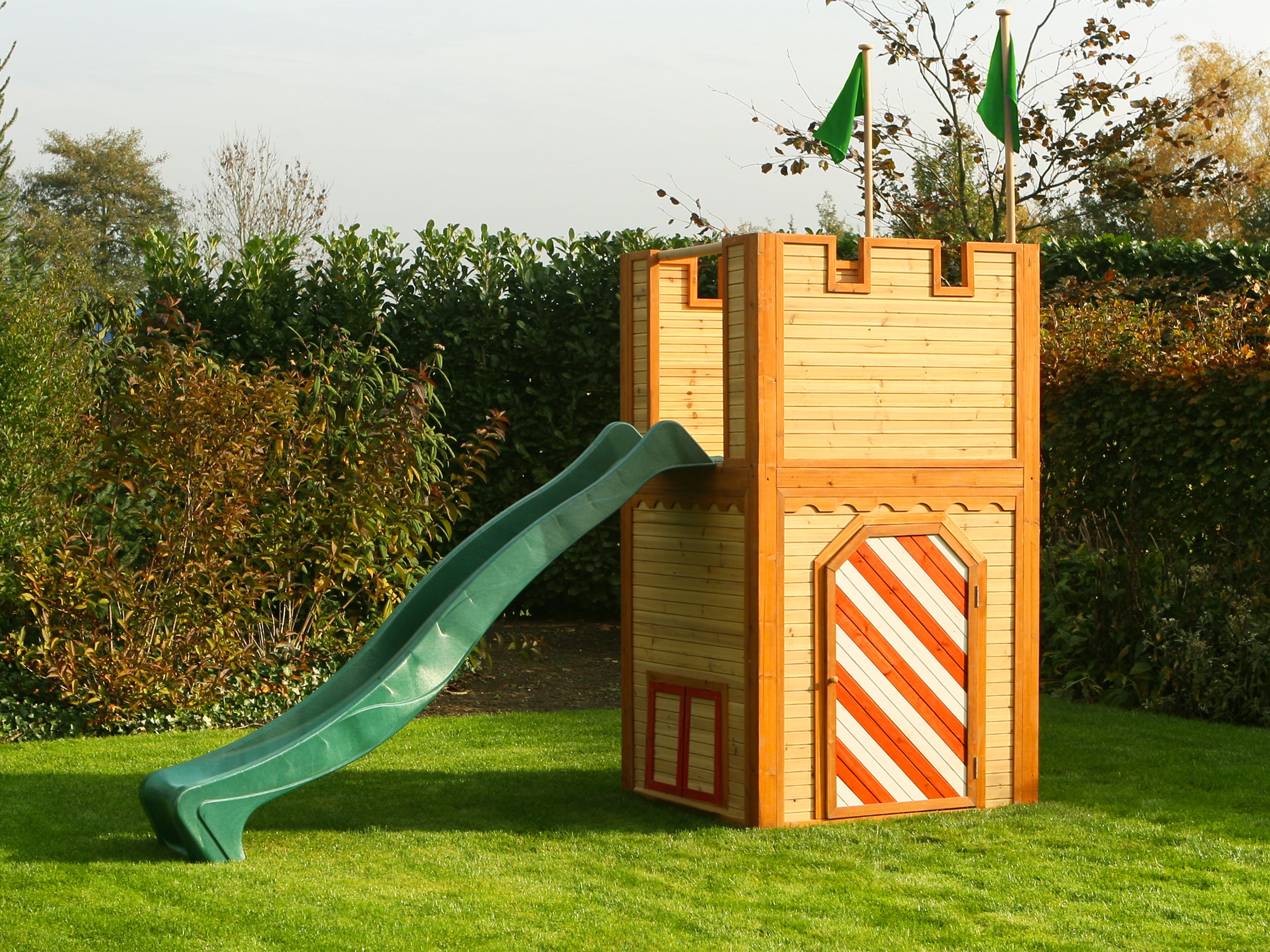 AXI Arthur Playhouse Bruin-rood incl groene glijbaan