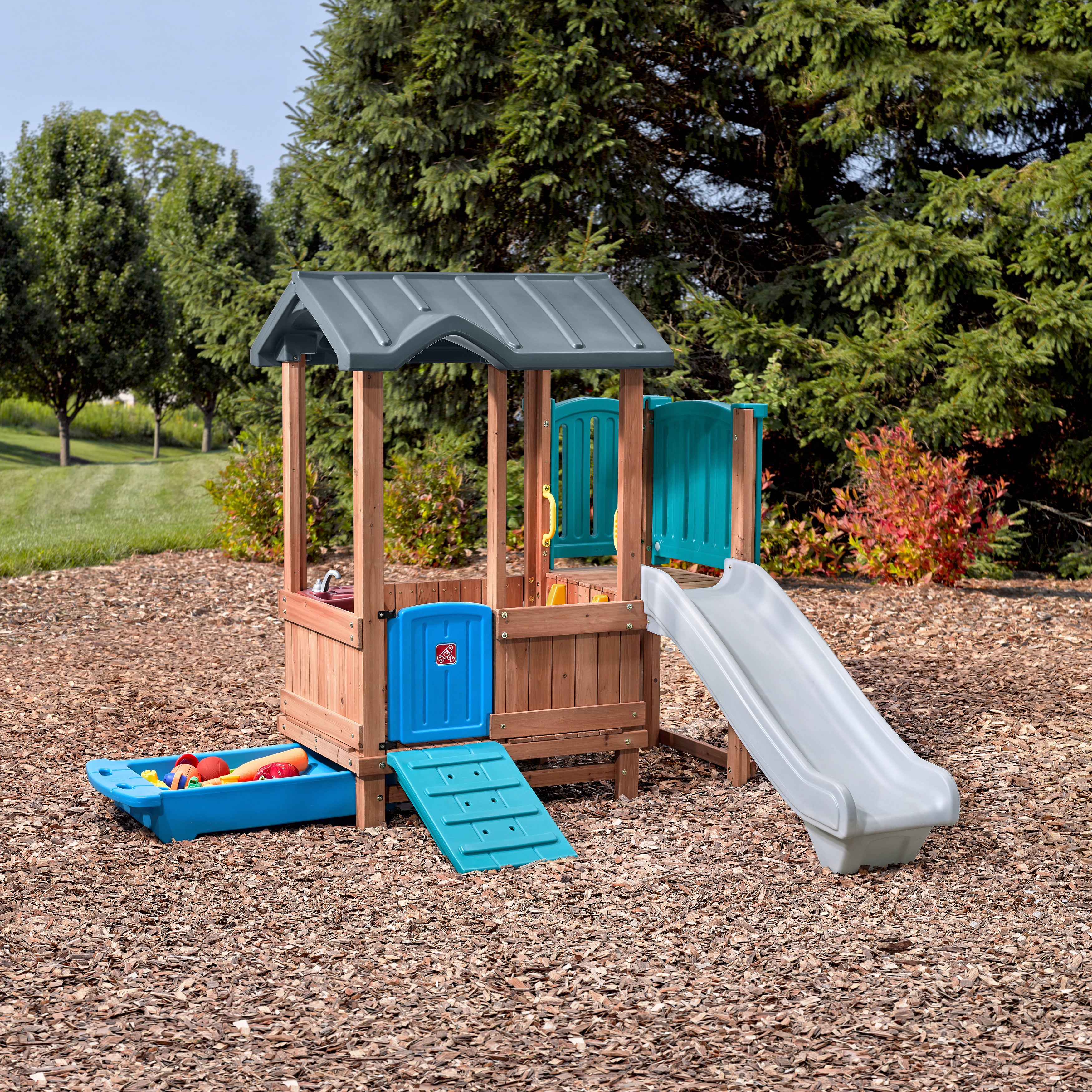 Step 2 Woodland Adventure Playhouse & Slide
